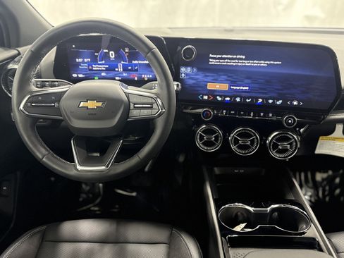 Used 2024 Chevrolet Blazer EV LT image 22