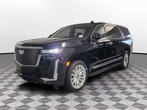 Certified 2024 Cadillac Escalade ESV Luxury image 3