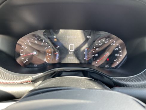 Used 2025 Jeep Compass Trailhawk AWD/4WD image 21