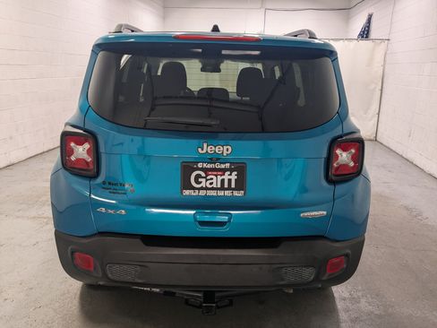 Used 2019 Jeep Renegade Latitude AWD/4WD image 8