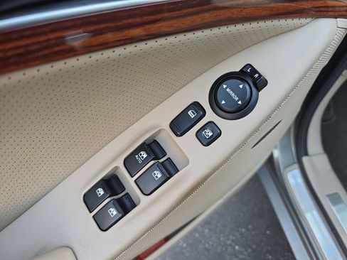 Used 2008 Hyundai Veracruz GLS FWD image 14