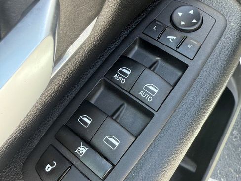 Used 2023 RAM 1500 Big Horn image 14