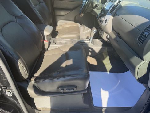 Used 2018 Nissan Frontier PRO-4X w/ Pro-4x Luxury Package image 15