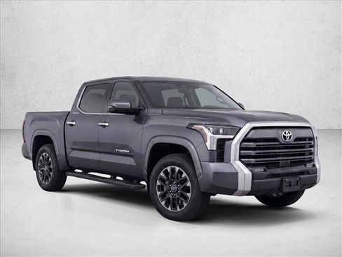 Used 2024 Toyota Tundra Limited AWD/4WD image 3