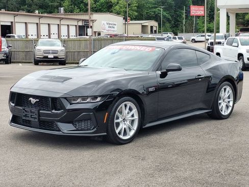 Used 2024 Ford Mustang GT Premium RWD image 4