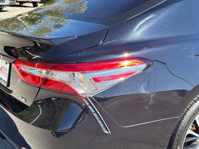 Used 2019 Toyota Camry SE w/ Audio Package FWD image 12