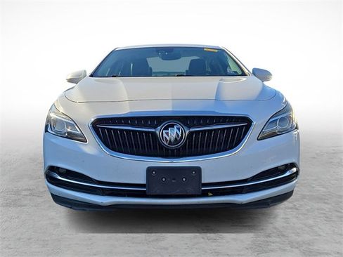 Used 2017 Buick LaCrosse Premium image 2