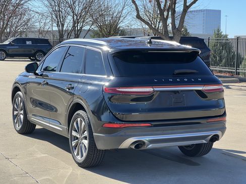 Used 2022 Lincoln Corsair Reserve w/ Elements Package image 13