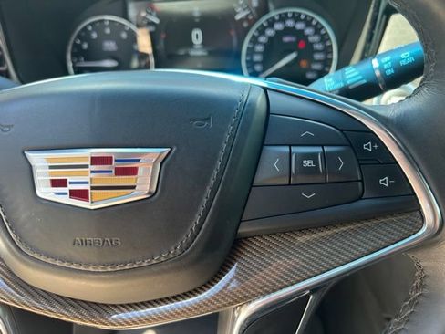Used 2018 Cadillac XT5 Platinum w/ Driver Assist Package AWD/4WD image 26