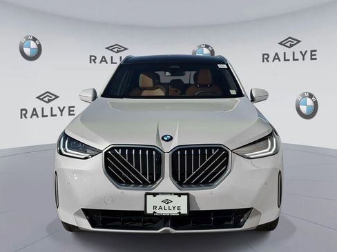 Certified 2025 BMW X3 xDrive30 w/ Premium Package AWD/4WD image 2