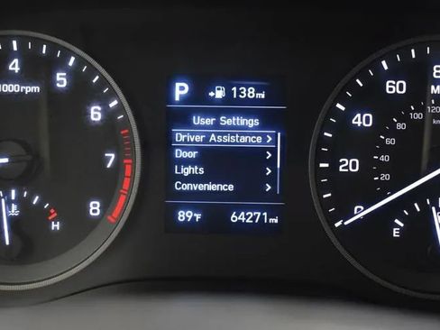 Used 2020 Hyundai Tucson Value AWD/4WD image 28