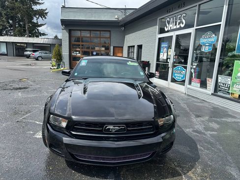 Used 2012 Ford Mustang Premium w/ Electronics Pkg RWD image 3
