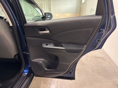 Used 2015 Honda CR-V LX image 31