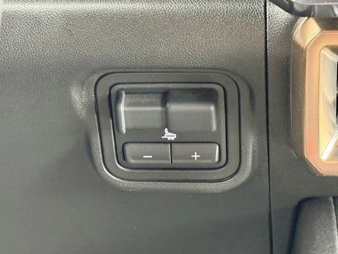 New 2026 GMC Hummer EV SUV image 24