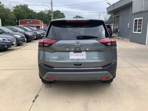 Used 2023 Nissan Rogue SV AWD/4WD image 7