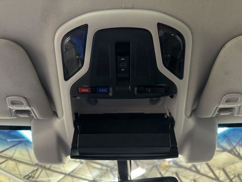 Used 2020 Subaru Outback Touring XT image 24