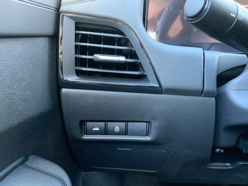 New 2026 Nissan Sentra SV w/ SV Convenience Package image 13