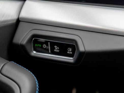 Used 2021 Lamborghini Urus image 14