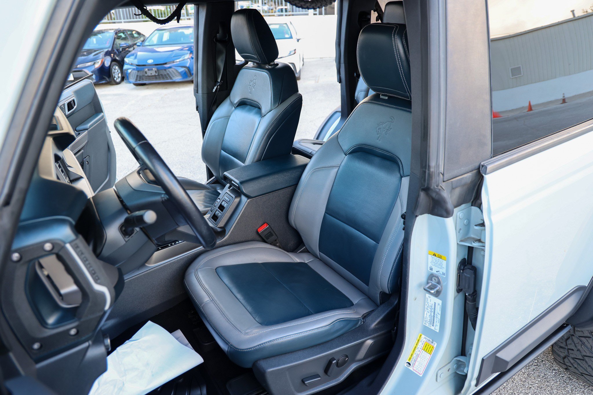 Used 2022 Ford Bronco Outer Banks AWD/4WD image 33
