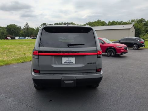Used 2025 Lexus GX 550 w/ Cold Area Package AWD/4WD image 4