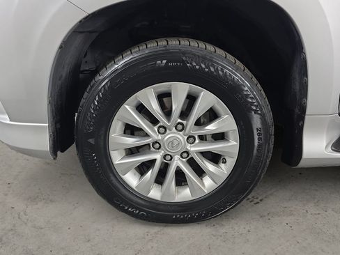 Used 2015 Lexus GX 460 w/ Premium Package AWD/4WD image 9