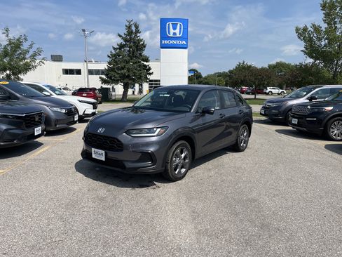 Certified 2026 Honda HR-V LX image 1