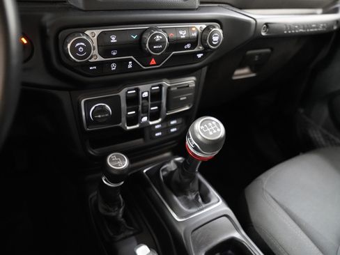 Certified 2022 Jeep Wrangler Unlimited Sport AWD/4WD image 25