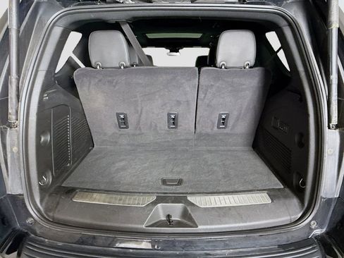 Used 2024 Chevrolet Tahoe RST w/ Luxury Package AWD/4WD image 27