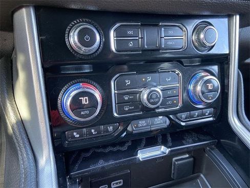 Used 2023 GMC Yukon Denali image 27