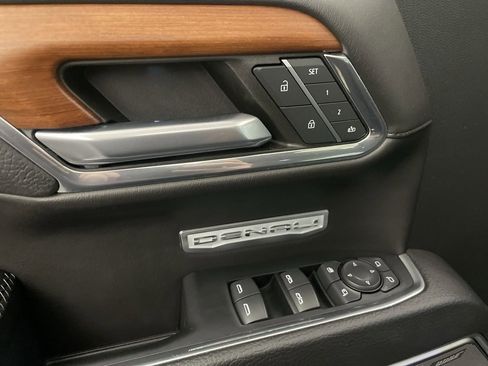 Used 2023 GMC Sierra 1500 Denali w/ Denali Reserve Package image 18