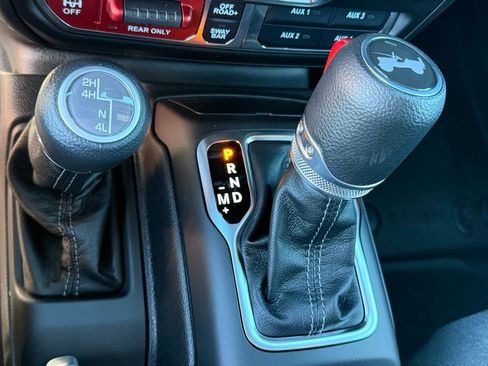 New 2026 Jeep Wrangler Unlimited Rubicon AWD/4WD image 18
