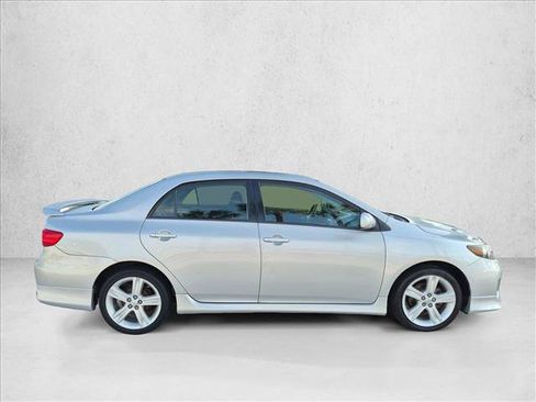 Used 2013 Toyota Corolla S w/ Premium Pkg FWD image 4