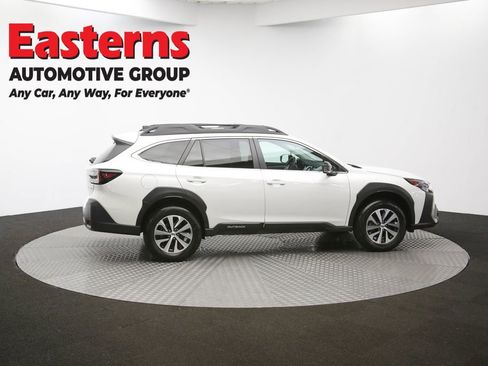Used 2024 Subaru Outback Premium AWD/4WD image 38