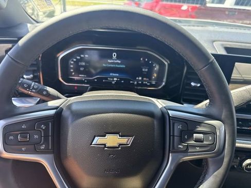 Used 2023 Chevrolet Silverado 1500 LT AWD/4WD image 33