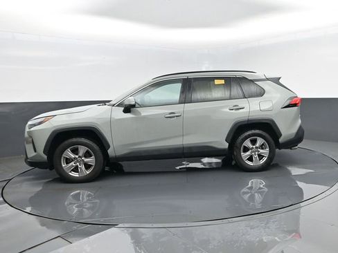 Used 2022 Toyota RAV4 XLE w/ Convenience Package AWD/4WD image 5