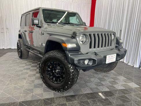 Used 2019 Jeep Wrangler Unlimited Sport S AWD/4WD image 1