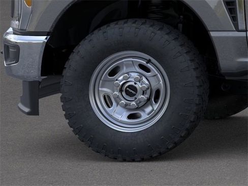 New 2026 Ford F250 XL w/ XL Off-Road Package image 19