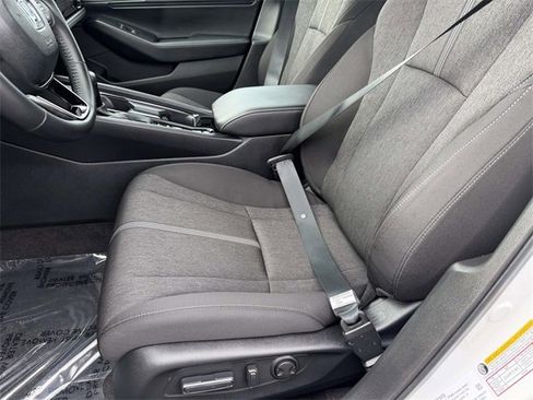 Used 2025 Honda Accord Sport image 10