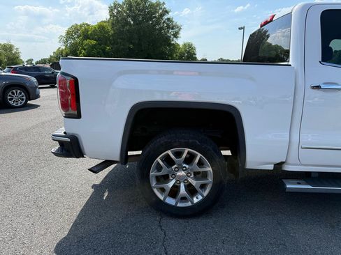 Used 2018 GMC Sierra 1500 SLT w/ SLT Premium Package AWD/4WD image 37