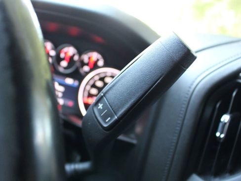 Used 2019 Chevrolet Silverado 1500 LT w/ All-Star Edition image 23