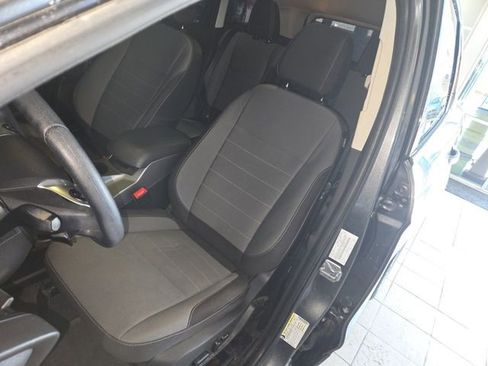 Used 2016 Ford Escape SE image 11