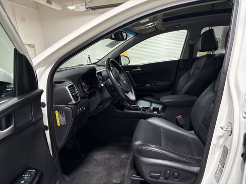 Used 2020 Kia Sportage EX w/ EX Technology Package AWD/4WD image 21