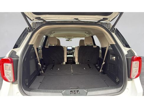 Used 2023 Ford Explorer Limited w/ Class IV Trailer Tow Package image 20