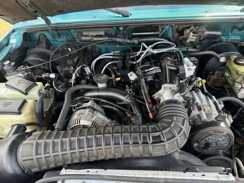 Used 1997 Ford Ranger STX image 32