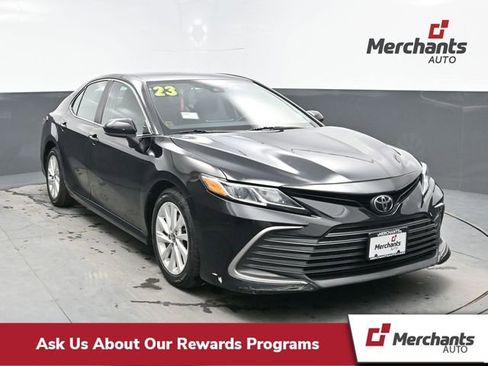 Used 2023 Toyota Camry LE FWD image 1