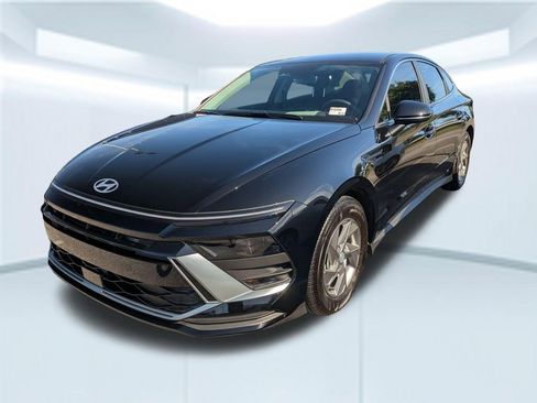 Used 2026 Hyundai Sonata SE image 1