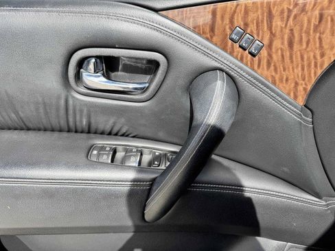 Used 2019 Nissan Armada SL w/ Premium Package image 20