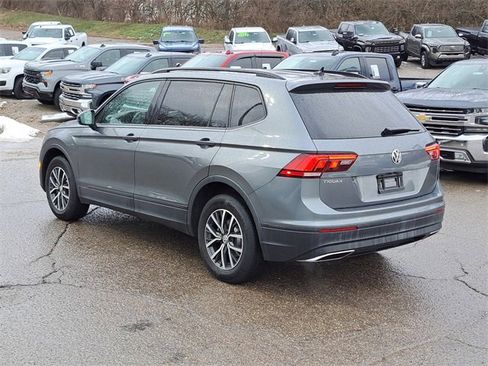 Used 2021 Volkswagen Tiguan S image 3