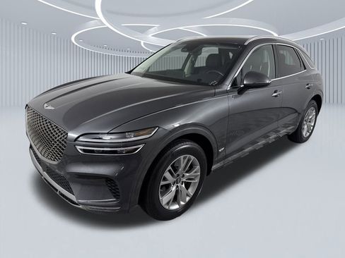 Certified 2022 Genesis GV70 2.5T image 9