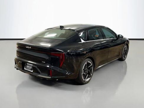 New 2025 Kia K4 GT-Line image 7